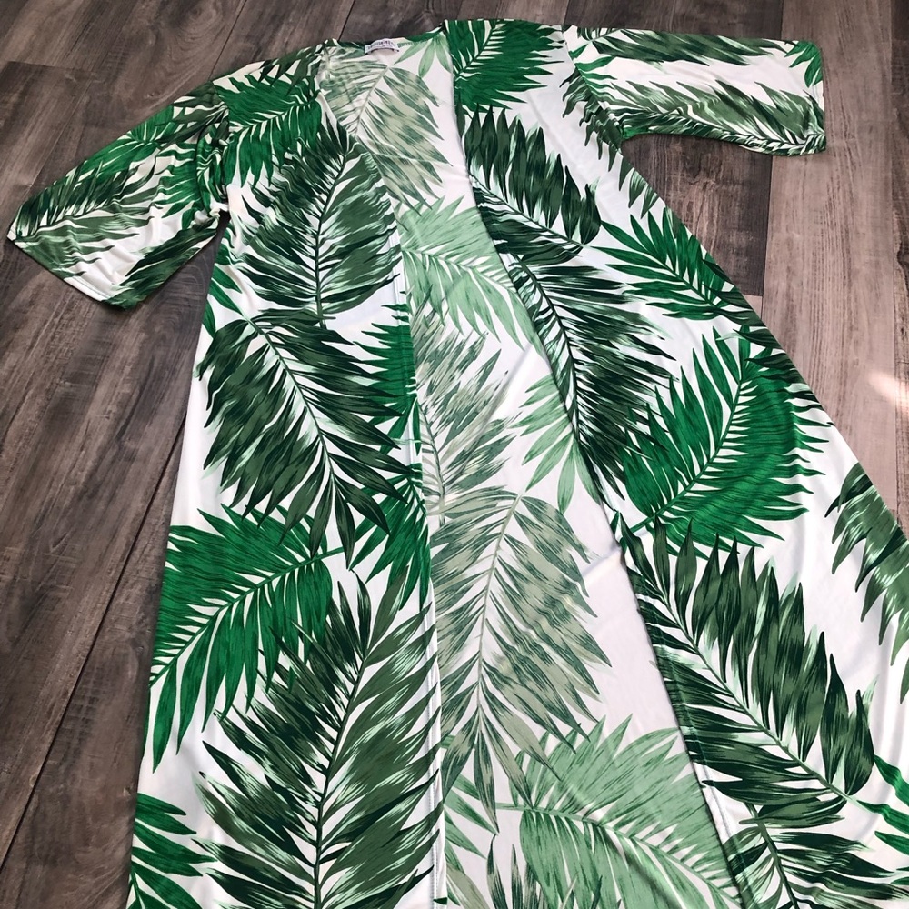 Fashion Nova Tropical Print Breeze Cover Up